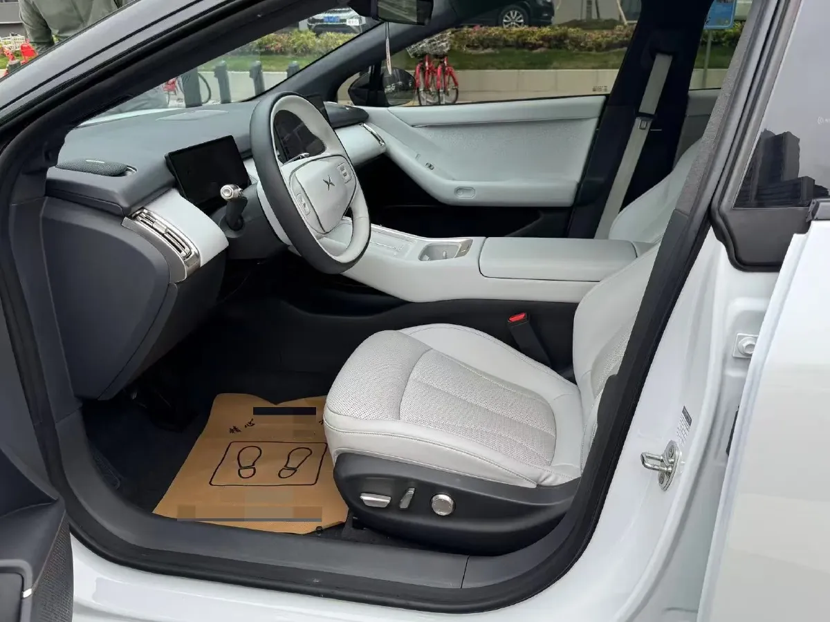 2024 Xpeng P7+ BEV 60.7KWH,autocango,china used car exporter,china ev exporter,chinese used car exporter,chinese used ev exporter