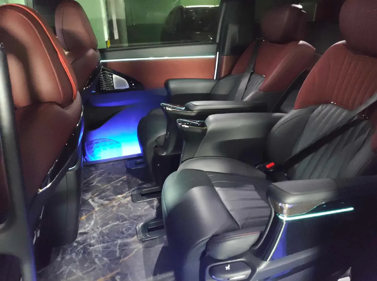 2023 GAC Trumpchi M8 2.0T 252HP L4 8AT,autocango,china used car exporter,china ev exporter,chinese used car exporter,chinese used ev exporter