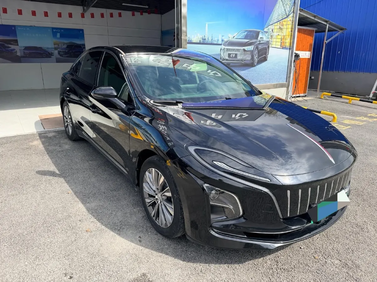 2024 HongQi E-QM5 BEV 60KWH,autocango,china used car exporter,china ev exporter,chinese used car exporter,chinese used ev exporter