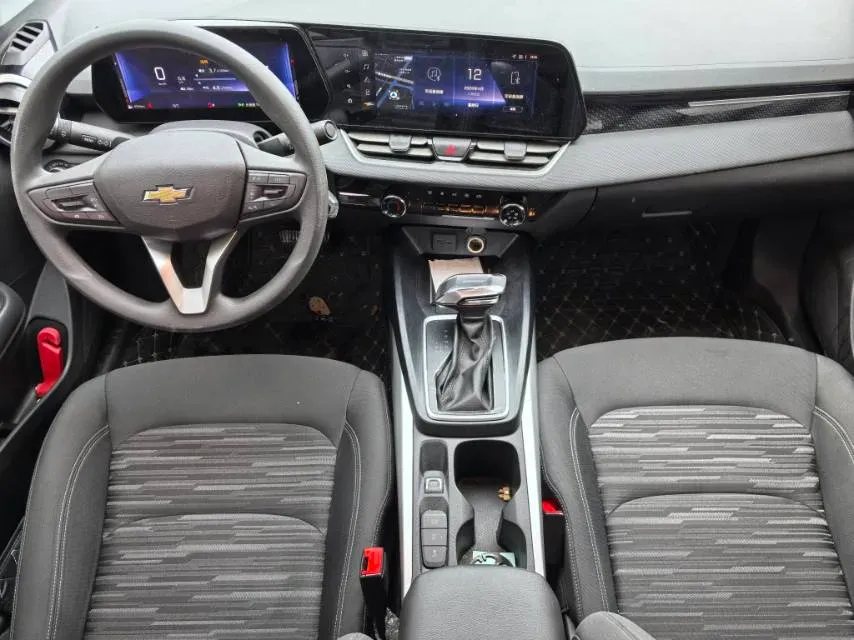2023 Chevrolet Monza 1.5L 113HP L4 6DCT,autocango,china used car exporter,china ev exporter,chinese used car exporter,chinese used ev exporter