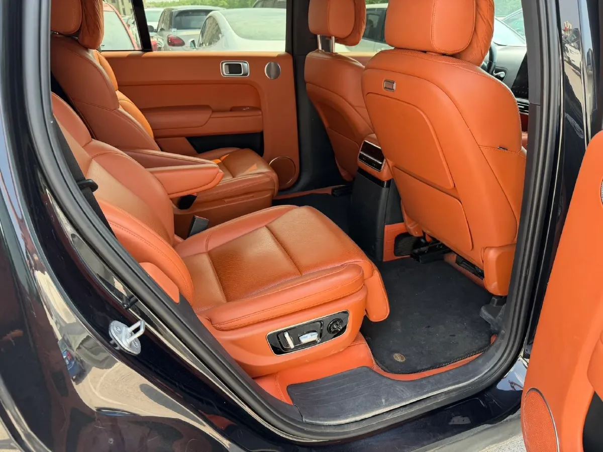 2022 Li L9 Range Extended 154HP REEV 42.6KWH,autocango,china used car exporter,china ev exporter,chinese used car exporter,chinese used ev exporter