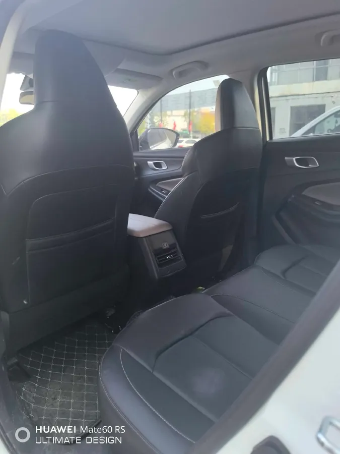 2022 ChangAn Oshan X7 Plus 1.5T 188HP L4 7DCT,autocango,china used car exporter,china ev exporter,chinese used car exporter,chinese used ev exporter