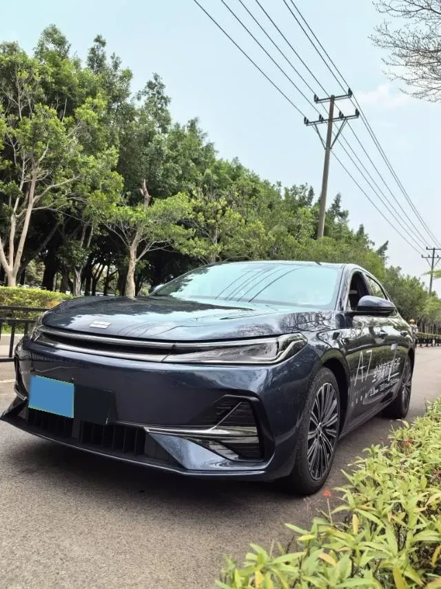 2025 Geely Galaxy A7 1.5L 112HP L4 1DHT PHEV,autocango,china used car exporter,china ev exporter,chinese used car exporter,chinese used ev exporter