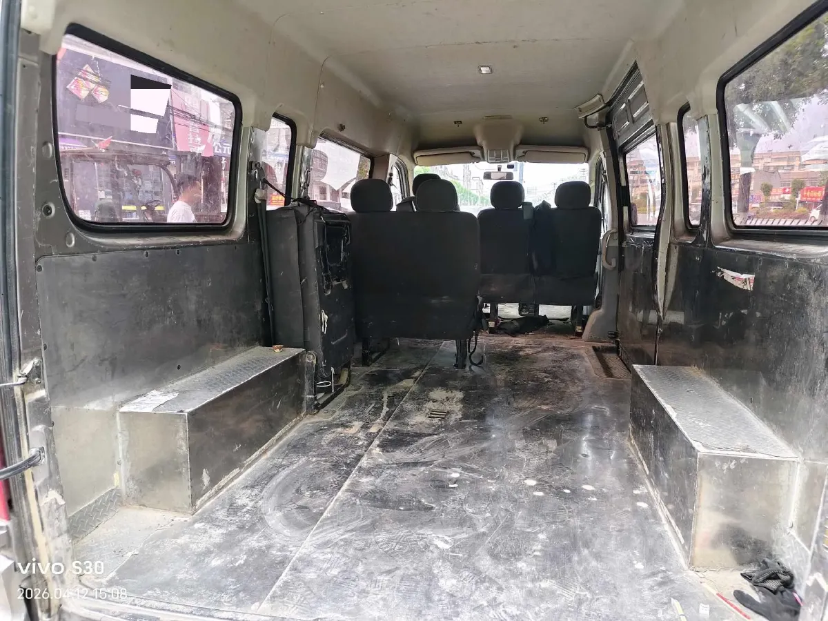 2018 MAXUS XinTu V80 2.5T 136HP L4 6MT,autocango,china used car exporter,china ev exporter,chinese used car exporter,chinese used ev exporter