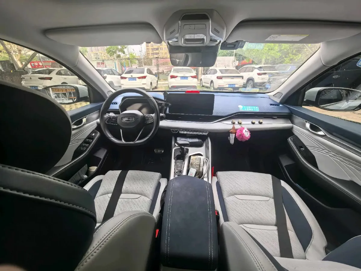 2023 Geely Preface 2.0T 190HP L4 7DCT,autocango,china used car exporter,china ev exporter,chinese used car exporter,chinese used ev exporter