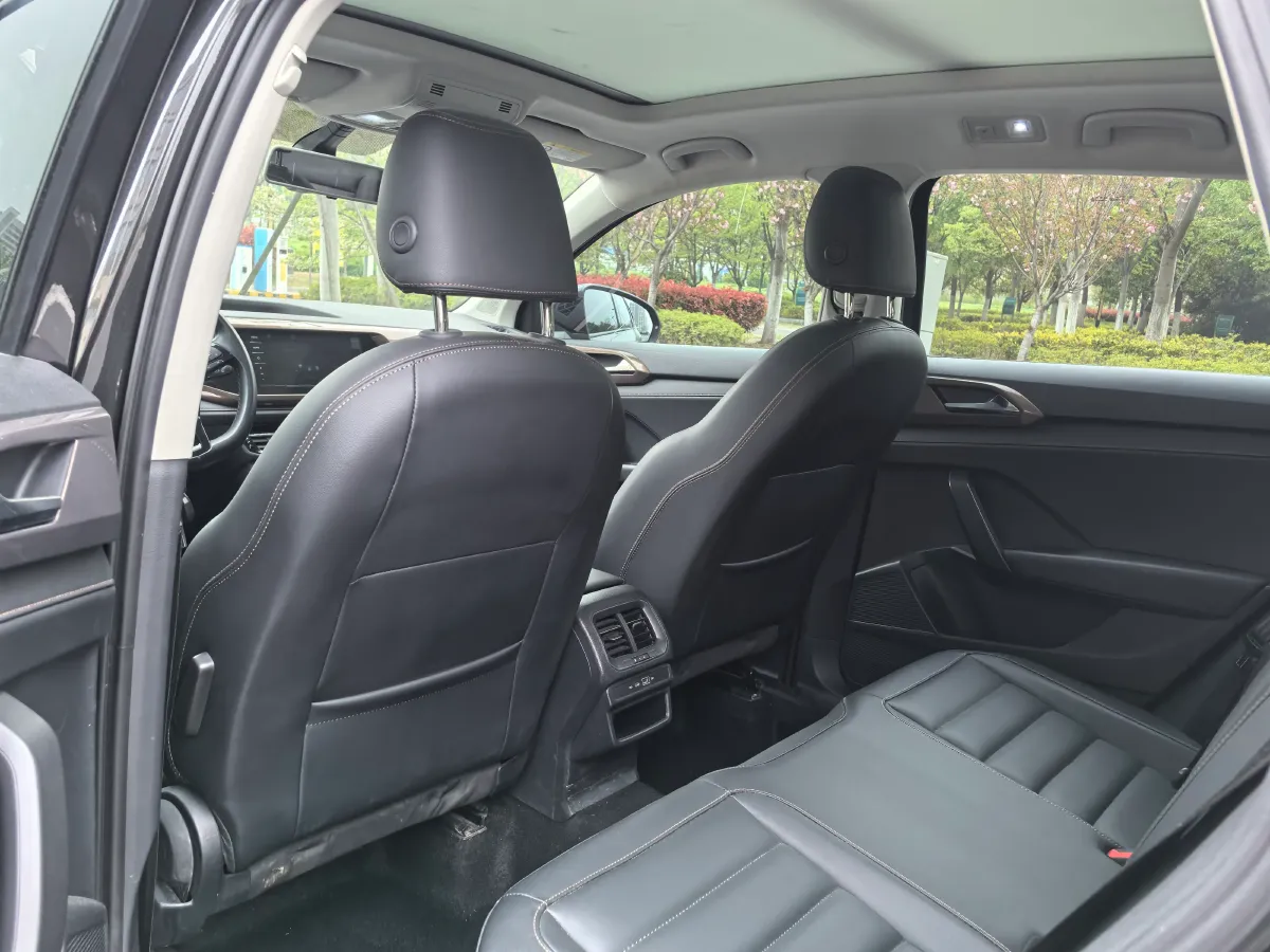 2021 Volkswagen Tharu 1.4T 150HP L4 7DCT,autocango,china used car exporter,china ev exporter,chinese used car exporter,chinese used ev exporter