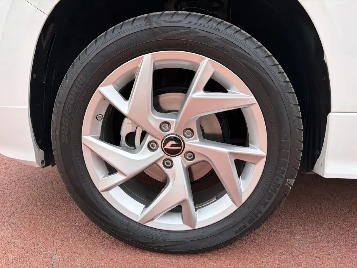 2024 Jetta VS7 1.4T 150HP L4 6AT,autocango,china used car exporter,china ev exporter,chinese used car exporter,chinese used ev exporter