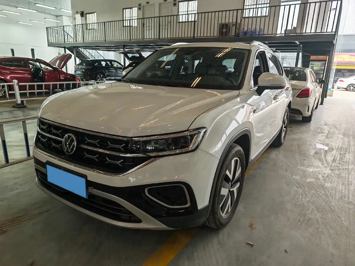 2024 Volkswagen Tayron 2.0T 186HP L4 7DCT,autocango,china used car exporter,china ev exporter,chinese used car exporter,chinese used ev exporter