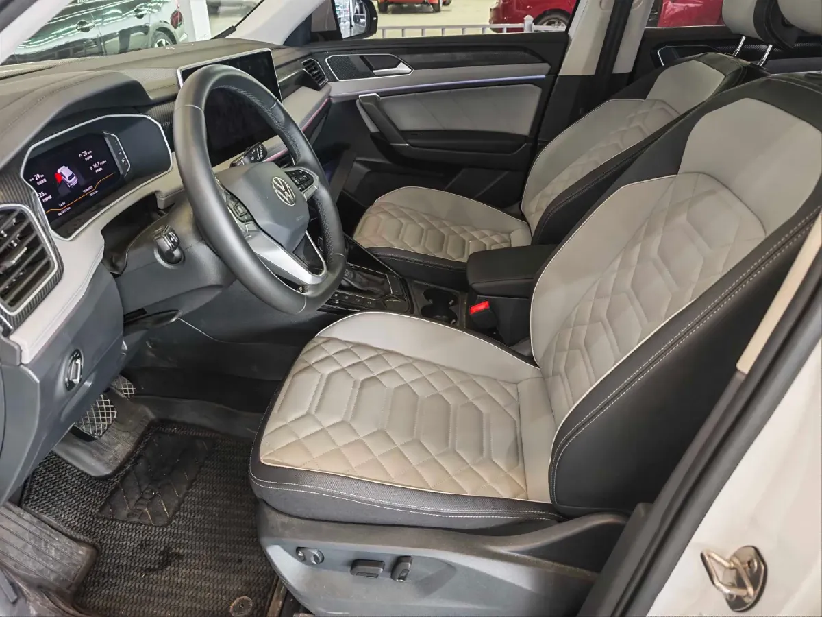 2024 Volkswagen Tayron 2.0T 186HP L4 7DCT,autocango,china used car exporter,china ev exporter,chinese used car exporter,chinese used ev exporter