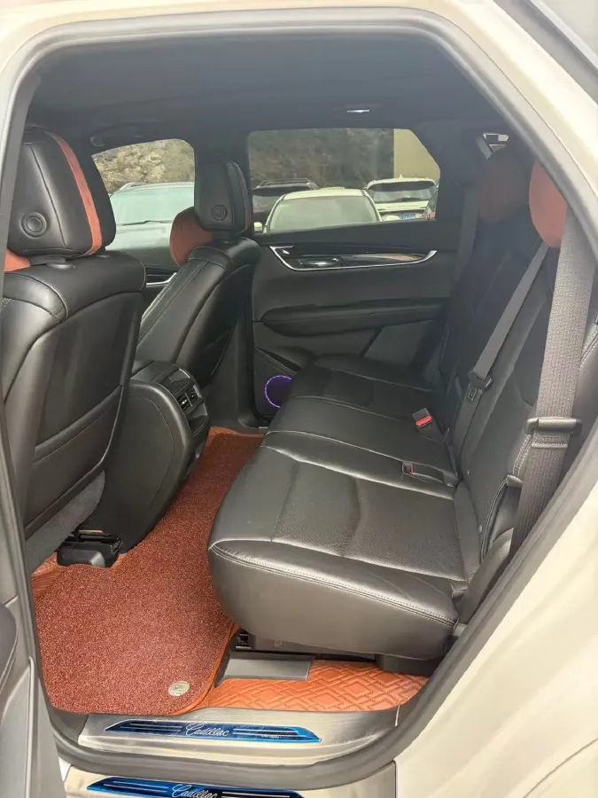 2020 Cadillac XT5 2.0T 237HP L4 9AT,autocango,china used car exporter,china ev exporter,chinese used car exporter,chinese used ev exporter