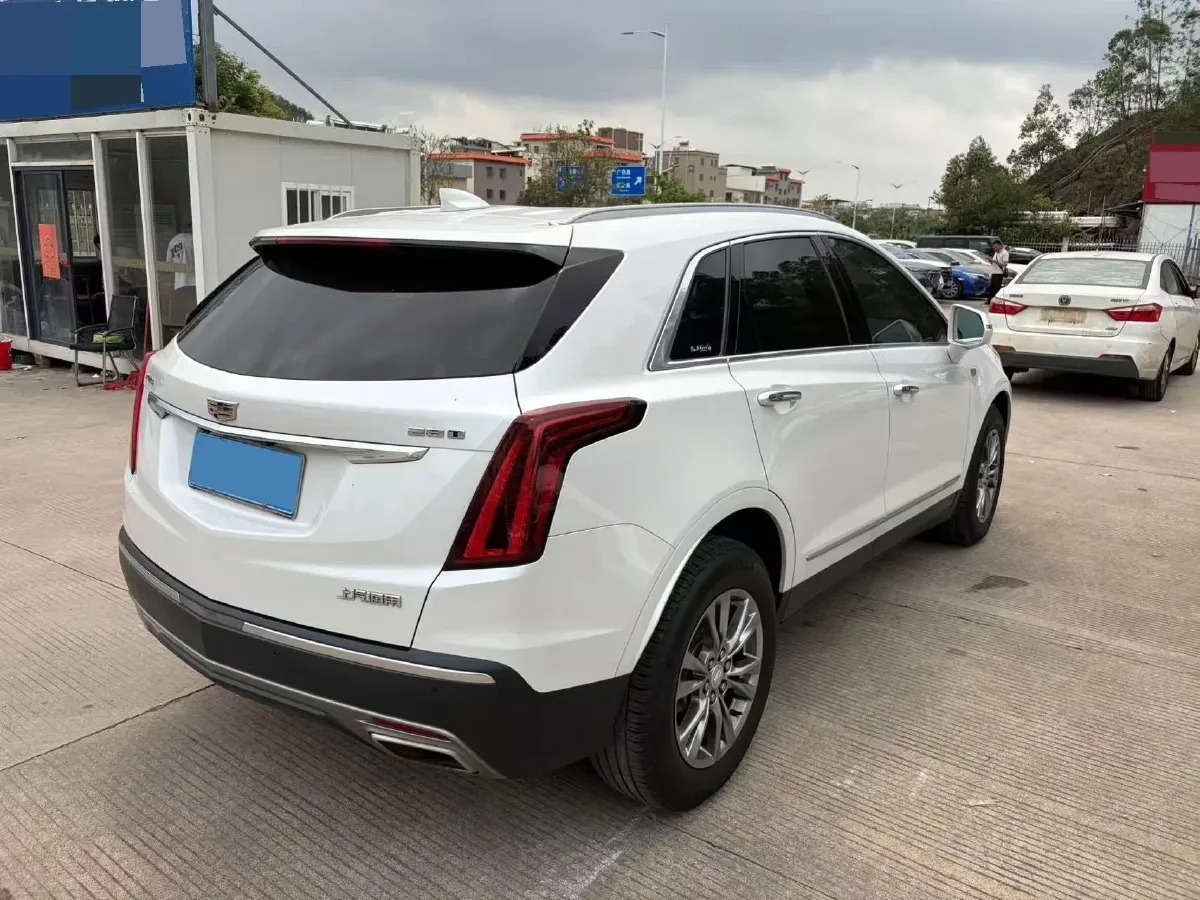 2020 Cadillac XT5 2.0T 237HP L4 9AT,autocango,china used car exporter,china ev exporter,chinese used car exporter,chinese used ev exporter