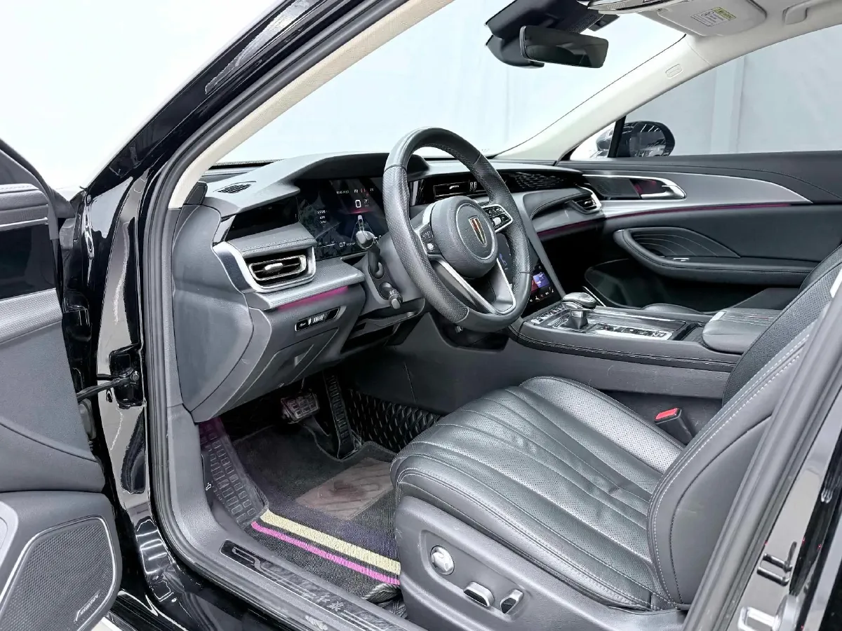 2023 HongQi H5 2.0T 224HP L4 8AT,autocango,china used car exporter,china ev exporter,chinese used car exporter,chinese used ev exporter