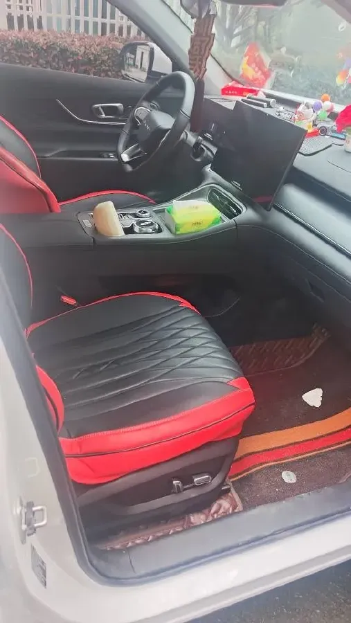 2025 Chery Tiggo 8 Plus 1.6T 197HP L4 7DCT,autocango,china used car exporter,china ev exporter,chinese used car exporter,chinese used ev exporter