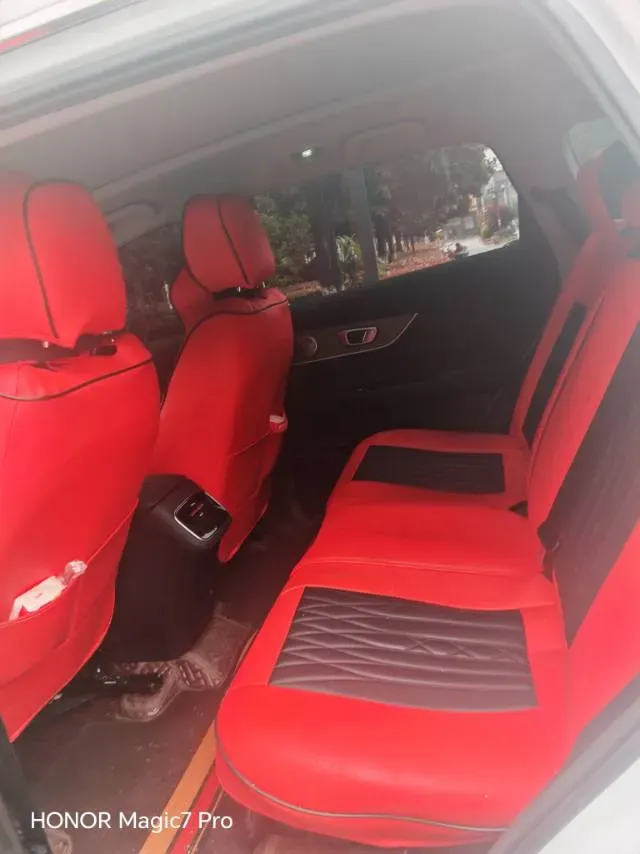 2025 Chery Tiggo 8 Plus 1.6T 197HP L4 7DCT,autocango,china used car exporter,china ev exporter,chinese used car exporter,chinese used ev exporter