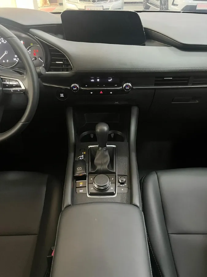 2022 Mazda 3 Axela 2.0L 158HP L4 6AT,autocango,china used car exporter,china ev exporter,chinese used car exporter,chinese used ev exporter