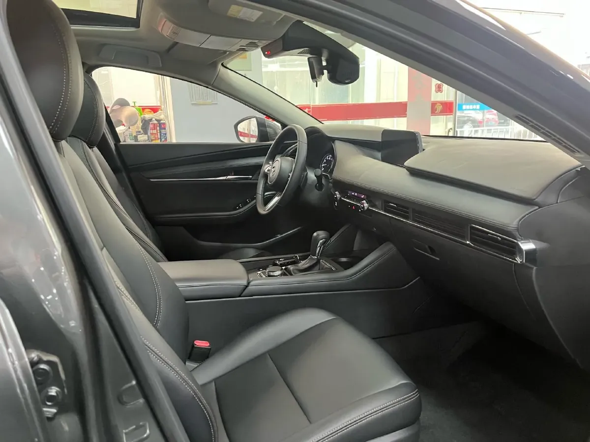 2022 Mazda 3 Axela 2.0L 158HP L4 6AT,autocango,china used car exporter,china ev exporter,chinese used car exporter,chinese used ev exporter