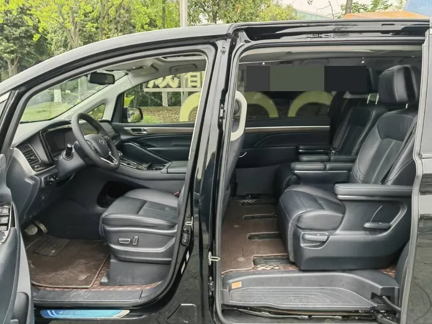 2021 GAC Trumpchi M8 2.0T 252HP L4 8AT,autocango,china used car exporter,china ev exporter,chinese used car exporter,chinese used ev exporter