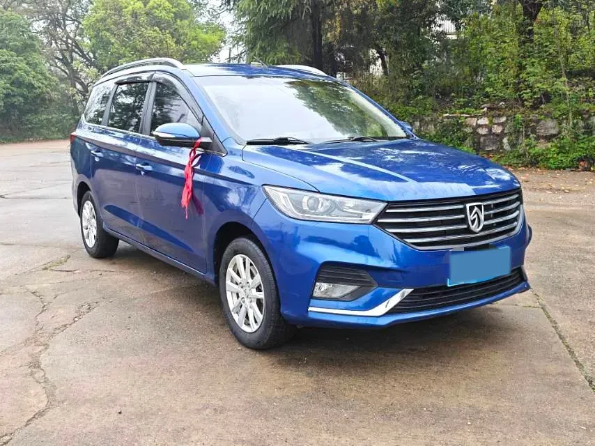 2018 BaoJun 360 1.5L 112HP L4 6MT,autocango,china used car exporter,china ev exporter,chinese used car exporter,chinese used ev exporter