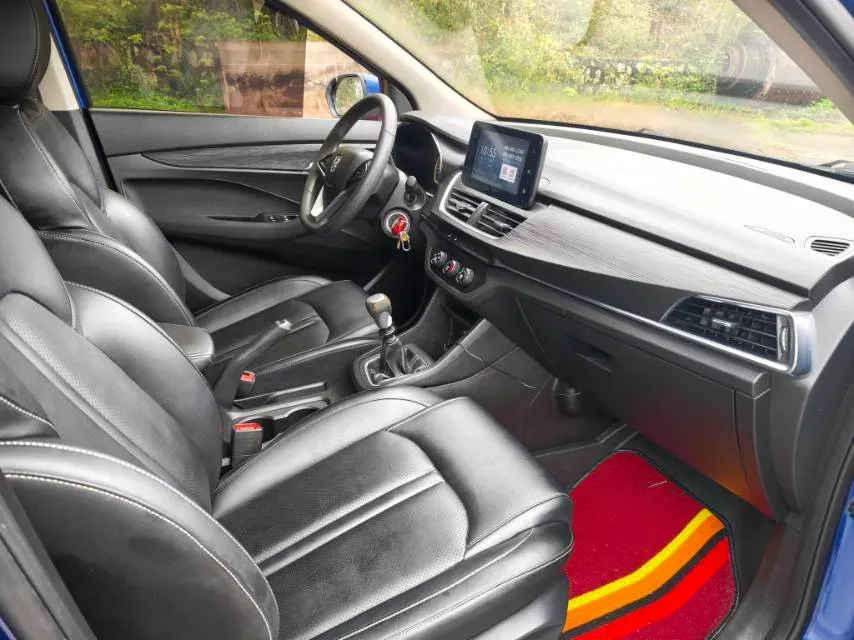 2018 BaoJun 360 1.5L 112HP L4 6MT,autocango,china used car exporter,china ev exporter,chinese used car exporter,chinese used ev exporter