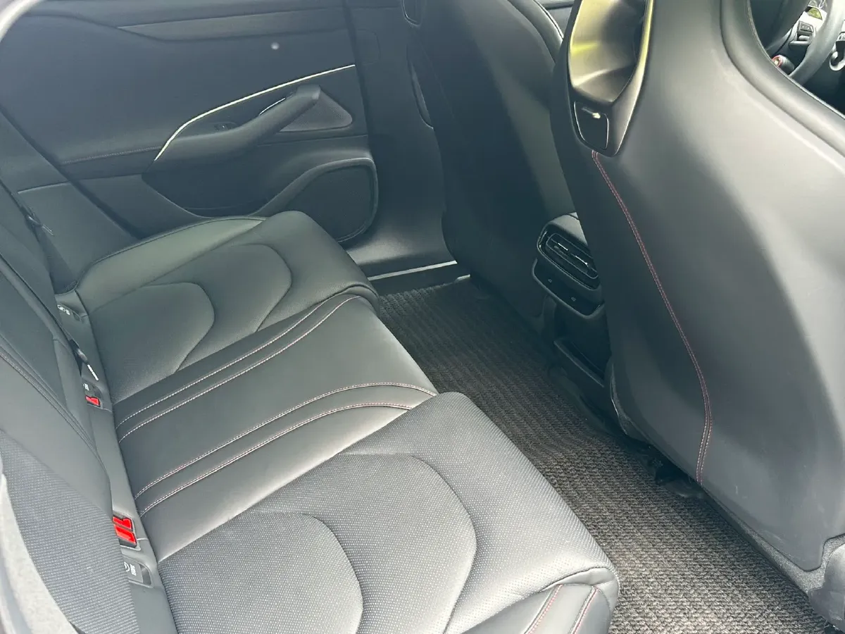 2024 MI SU7 BEV 101KWH,autocango,china used car exporter,china ev exporter,chinese used car exporter,chinese used ev exporter