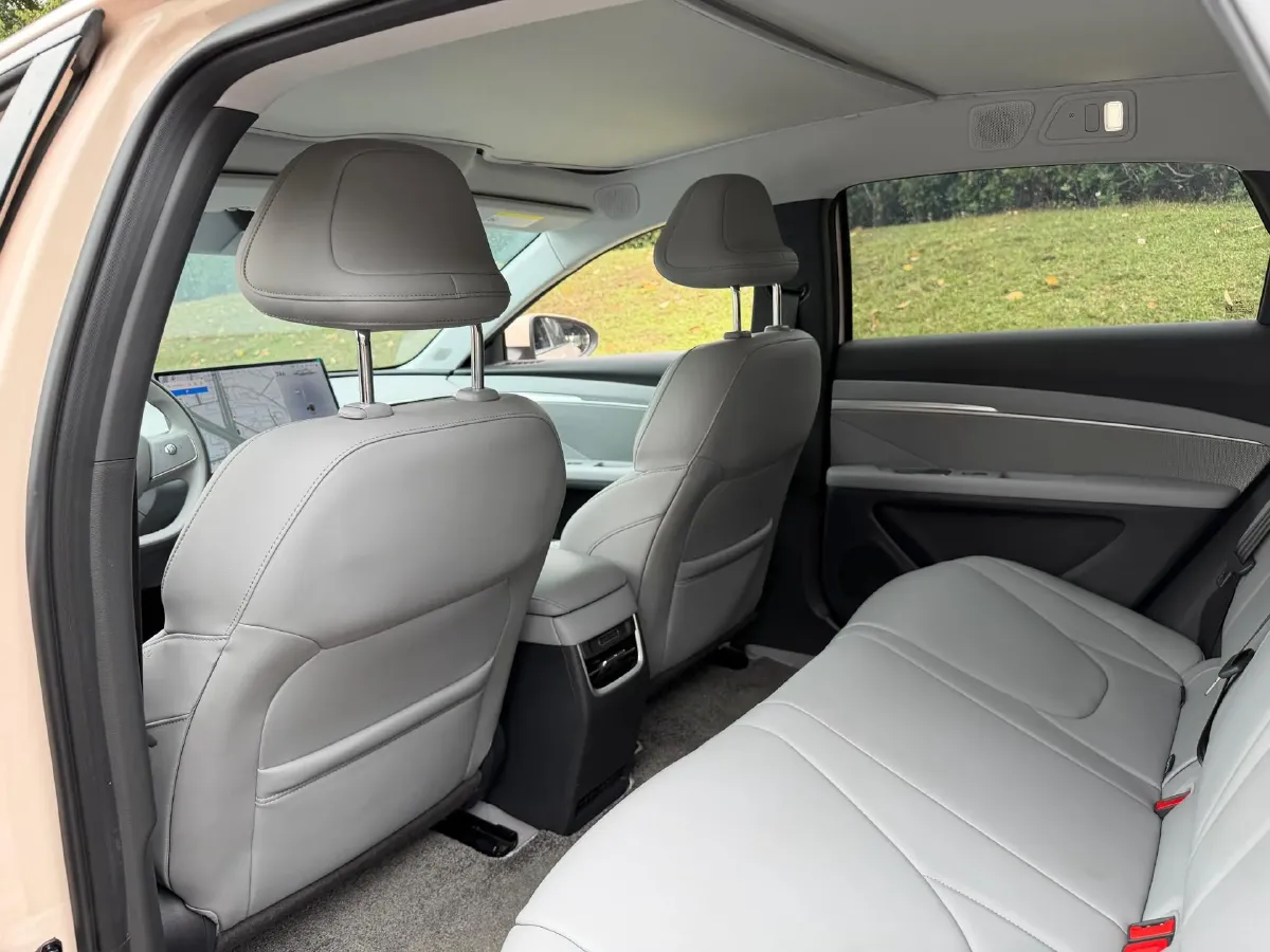 2024 Xpeng MONA M03 BEV 51.8KWH,autocango,china used car exporter,china ev exporter,chinese used car exporter,chinese used ev exporter