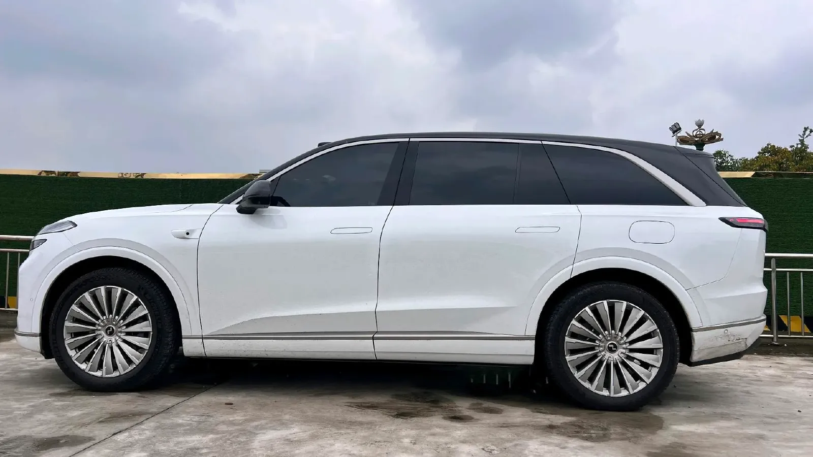 2025 ONVO L90 BEV,autocango,china used car exporter,china ev exporter,chinese used car exporter,chinese used ev exporter