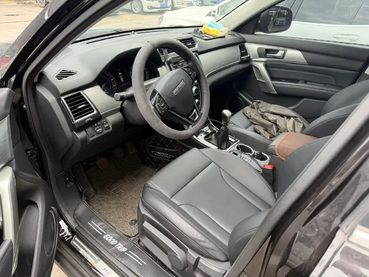 2017 Haval H2 1.5T 150HP L4 6MT,autocango,china used car exporter,china ev exporter,chinese used car exporter,chinese used ev exporter