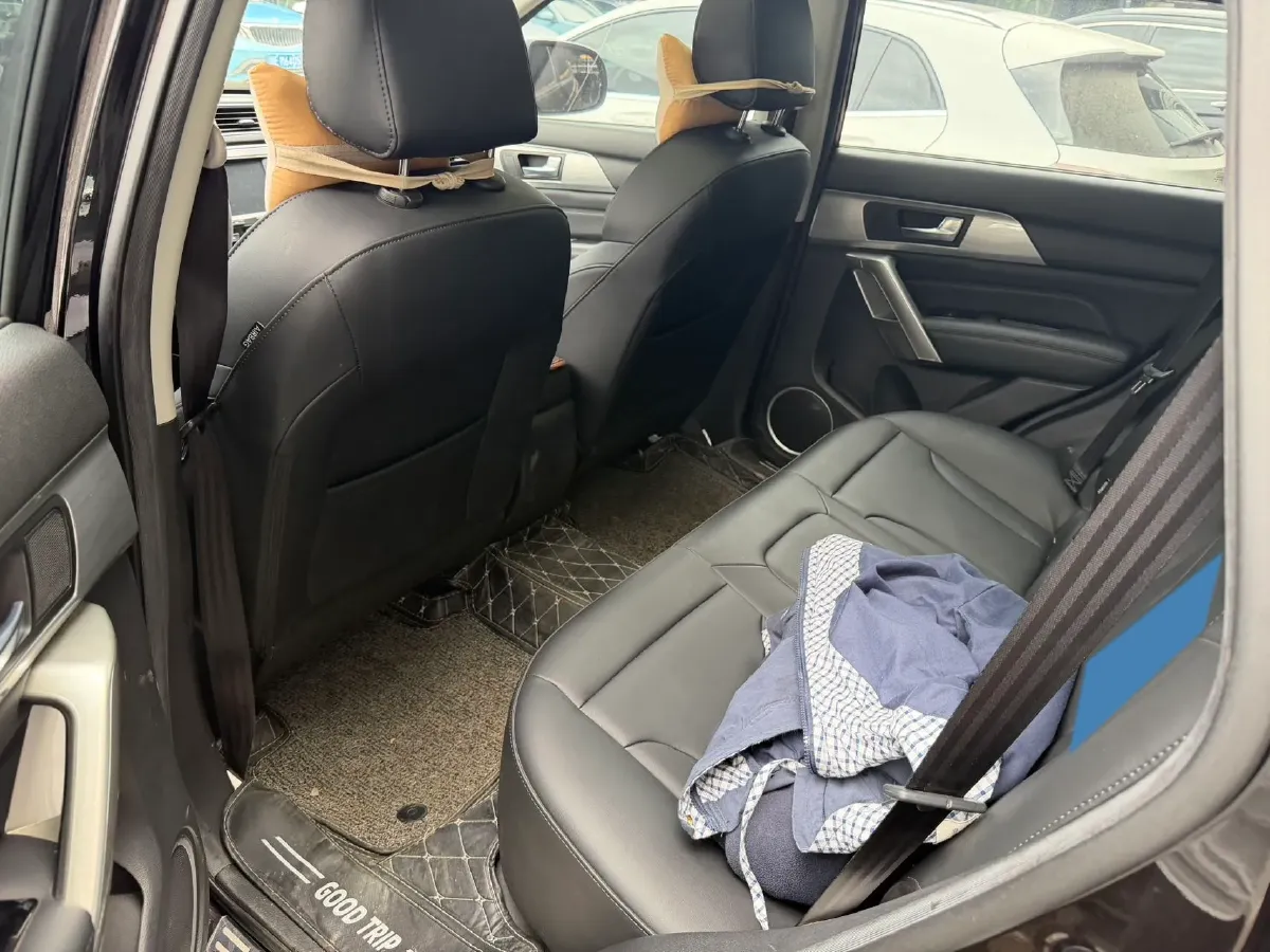 2017 Haval H2 1.5T 150HP L4 6MT,autocango,china used car exporter,china ev exporter,chinese used car exporter,chinese used ev exporter