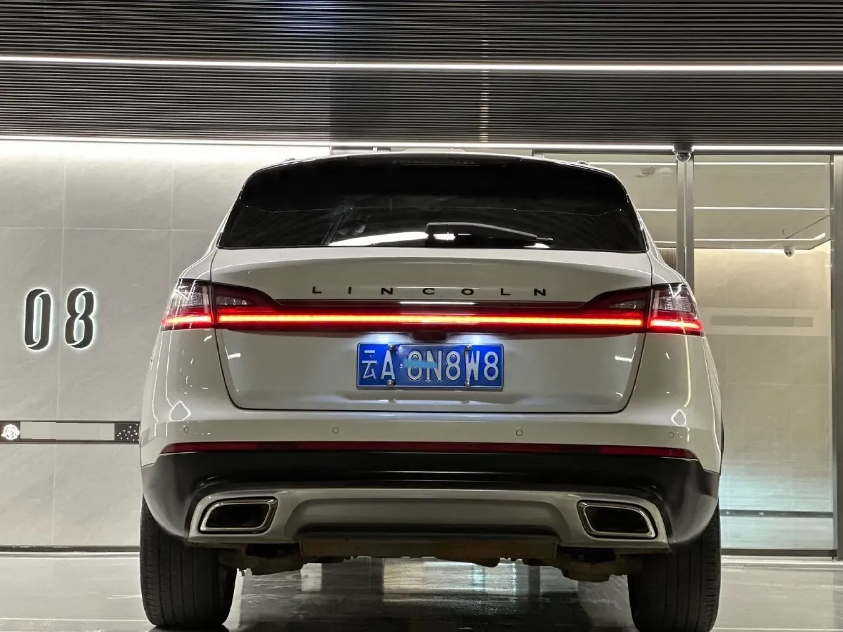 2021 Lincoln Nautilus 2.0T 245HP L4 8AT,autocango,china used car exporter,china ev exporter,chinese used car exporter,chinese used ev exporter