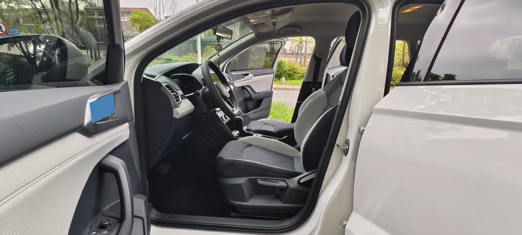 2023 Volkswagen Tharu 1.5T 160HP L4 7DCT,autocango,china used car exporter,china ev exporter,chinese used car exporter,chinese used ev exporter