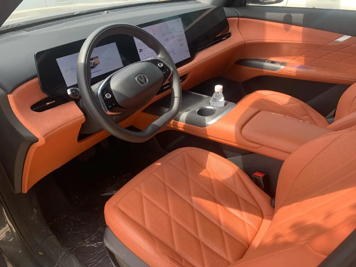 2025 ChangAn CS75 Plus 1.5T 192HP L4 8AT,autocango,china used car exporter,china ev exporter,chinese used car exporter,chinese used ev exporter