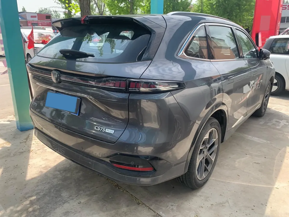 2025 ChangAn CS75 Plus 1.5T 192HP L4 8AT,autocango,china used car exporter,china ev exporter,chinese used car exporter,chinese used ev exporter