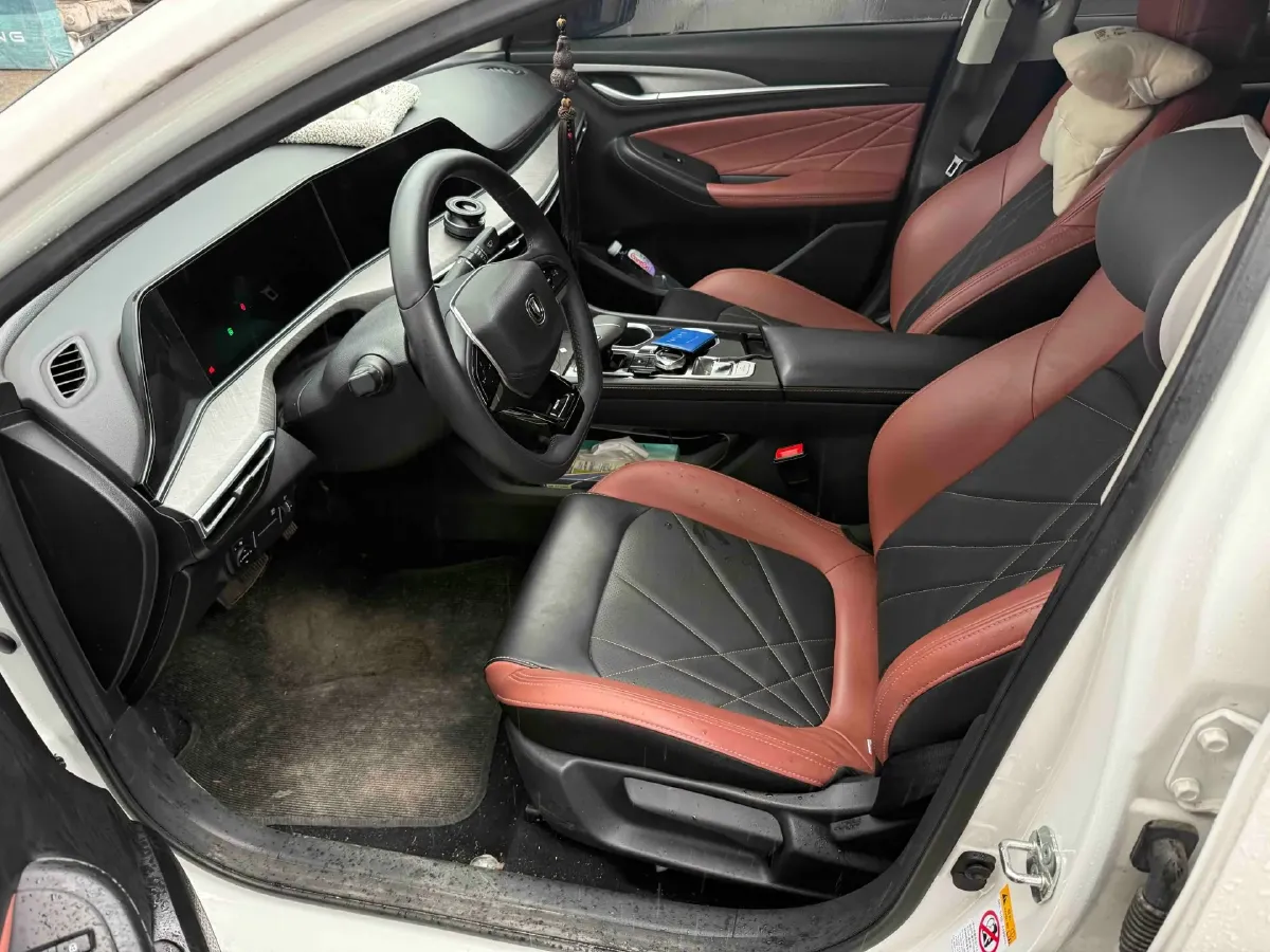 2022 ChangAn Eado 1.4T 160HP L4 7DCT,autocango,china used car exporter,china ev exporter,chinese used car exporter,chinese used ev exporter