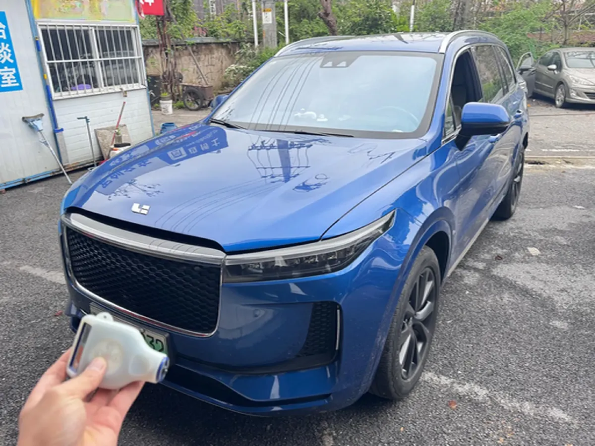 2020 Li ONE Range Extended 131HP REEV 40.5KWH,autocango,china used car exporter,china ev exporter,chinese used car exporter,chinese used ev exporter