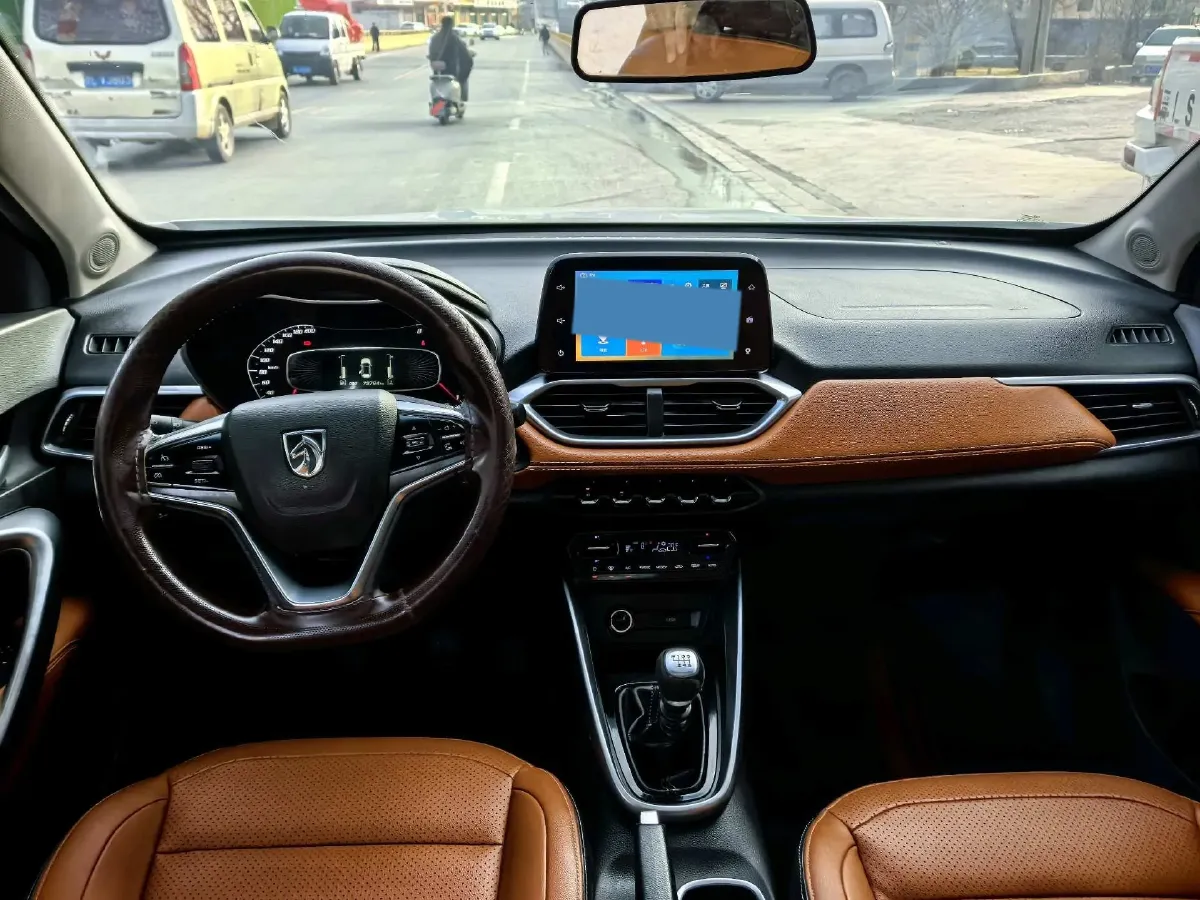 2017 BaoJun 510 1.5L 112HP L4 6MT,autocango,china used car exporter,china ev exporter,chinese used car exporter,chinese used ev exporter