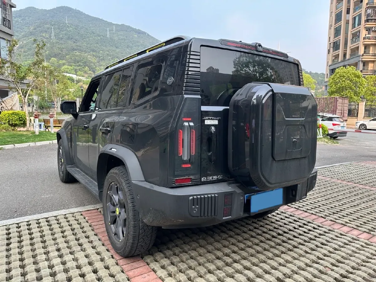 2023 Jetour Traveller 2.0T 254HP L4 7DCT,autocango,china used car exporter,china ev exporter,chinese used car exporter,chinese used ev exporter