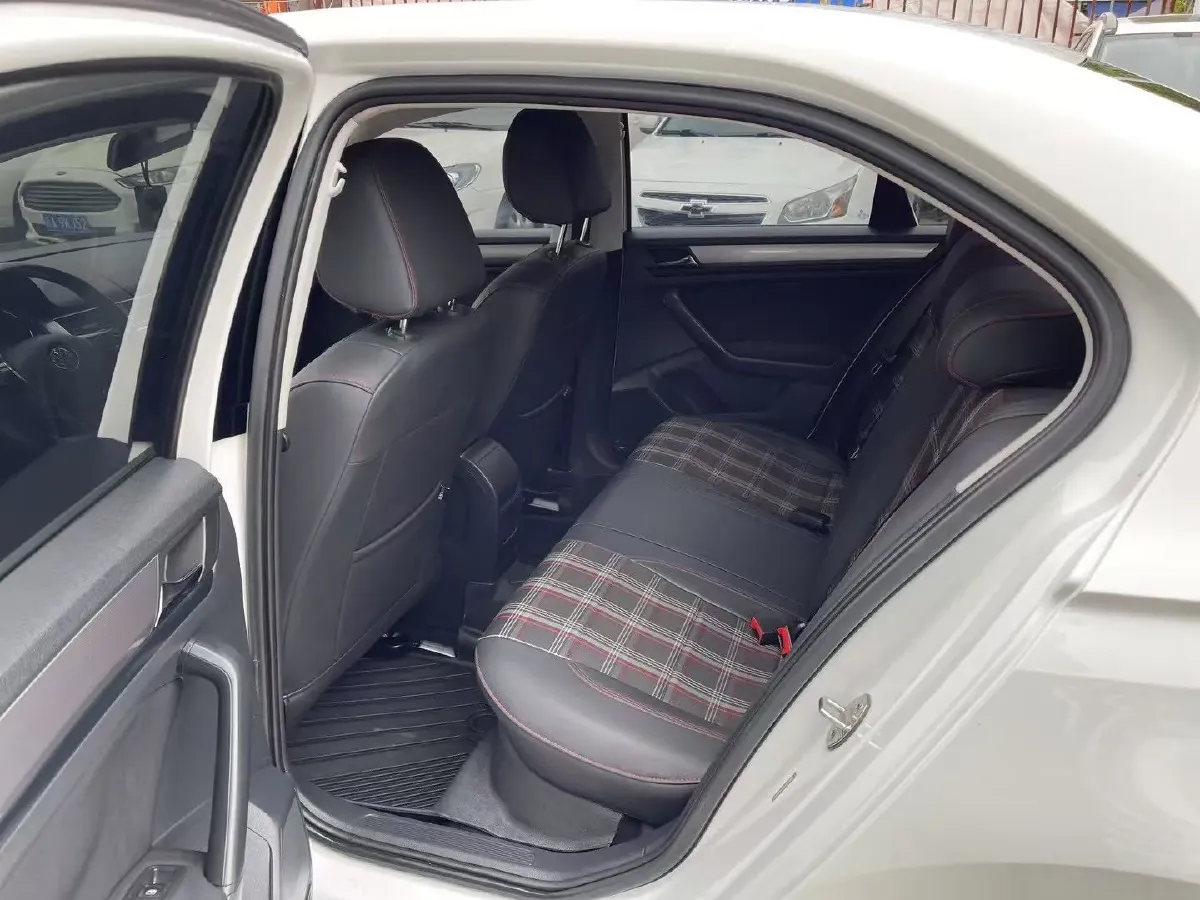 2018 Volkswagen Bora 1.5L 110HP L4 6AT,autocango,china used car exporter,china ev exporter,chinese used car exporter,chinese used ev exporter