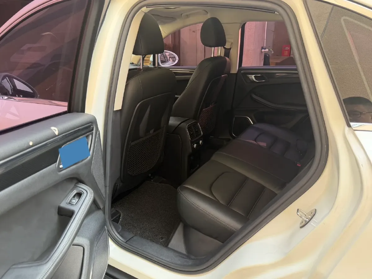 2017 Zotye SR9 2.0T 190HP L4 6DCT,autocango,china used car exporter,china ev exporter,chinese used car exporter,chinese used ev exporter