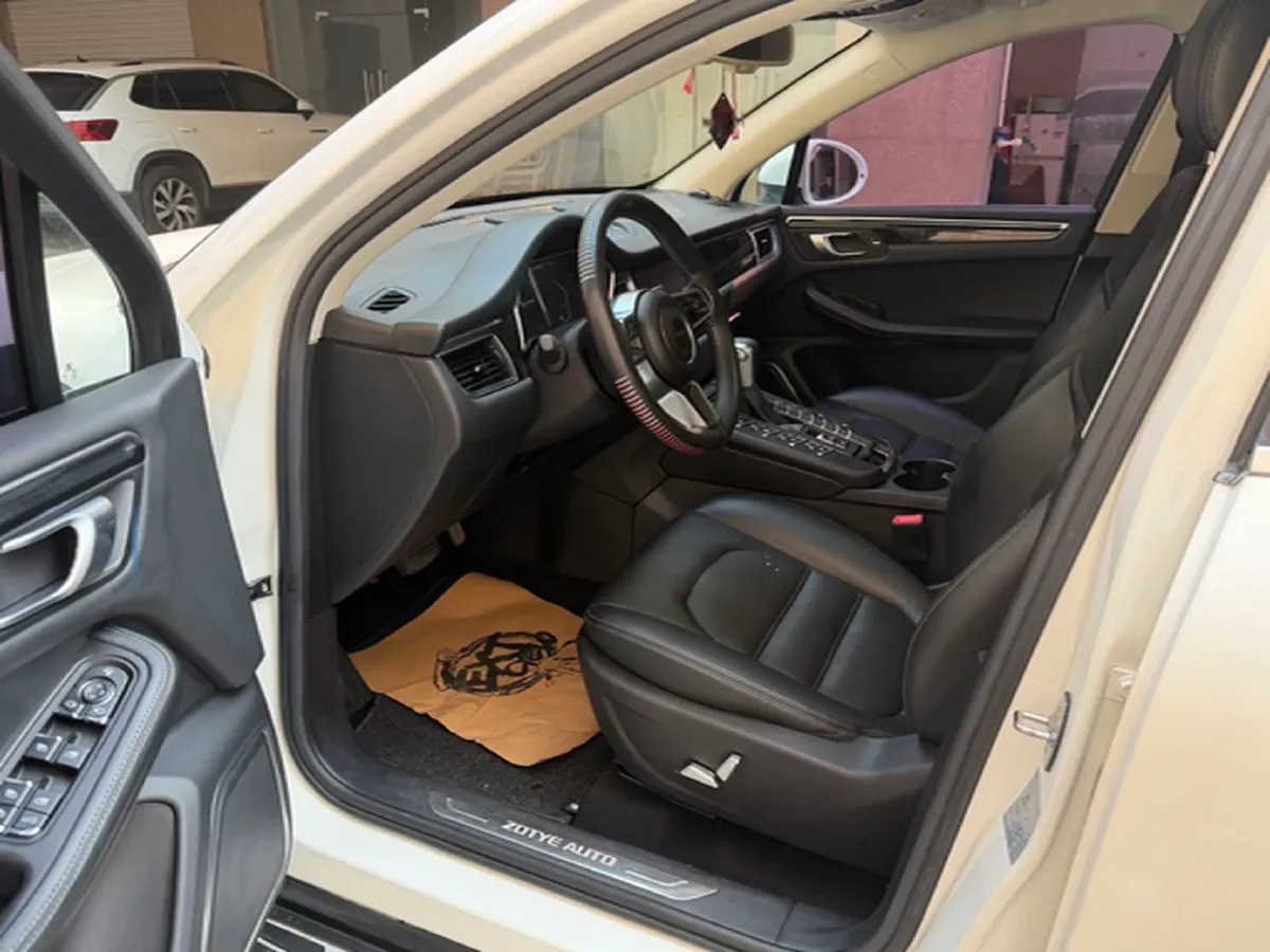 2017 Zotye SR9 2.0T 190HP L4 6DCT,autocango,china used car exporter,china ev exporter,chinese used car exporter,chinese used ev exporter