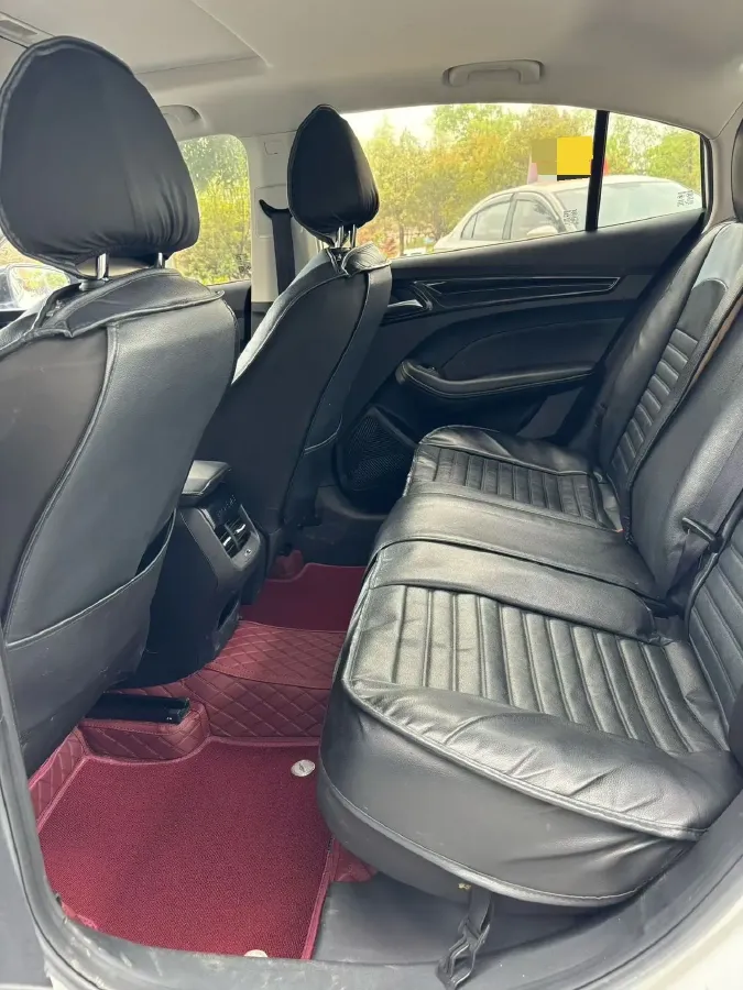 2021 Roewe i5 1.5L 120HP L4 CVT,autocango,china used car exporter,china ev exporter,chinese used car exporter,chinese used ev exporter