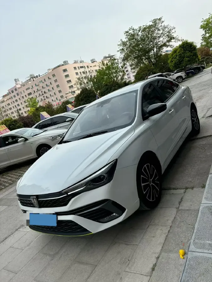 2021 Roewe i5 1.5L 120HP L4 CVT,autocango,china used car exporter,china ev exporter,chinese used car exporter,chinese used ev exporter