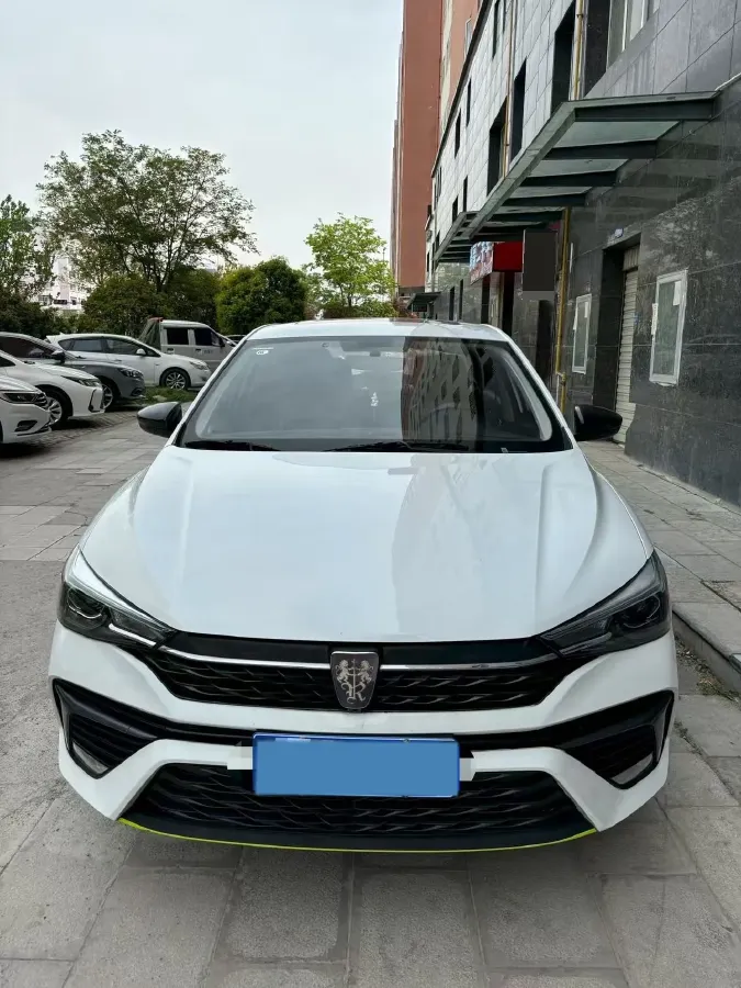 2021 Roewe i5 1.5L 120HP L4 CVT,autocango,china used car exporter,china ev exporter,chinese used car exporter,chinese used ev exporter