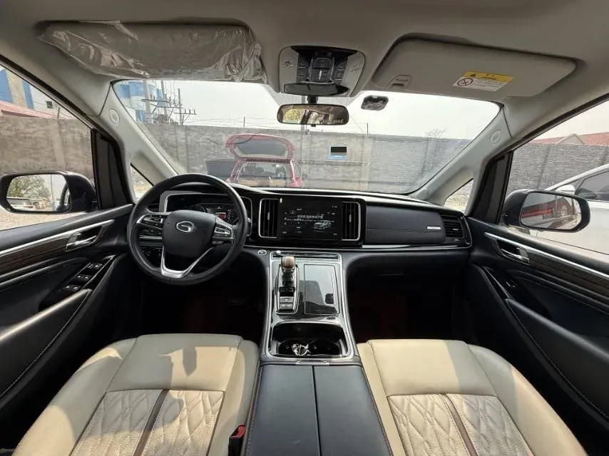 2021 GAC Trumpchi M8 2.0T 252HP L4 8AT,autocango,china used car exporter,china ev exporter,chinese used car exporter,chinese used ev exporter