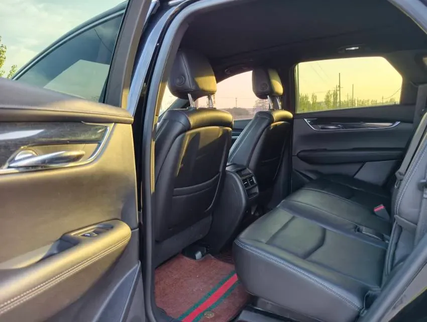 2021 Cadillac XT5 2.0T 237HP L4 9AT,autocango,china used car exporter,china ev exporter,chinese used car exporter,chinese used ev exporter