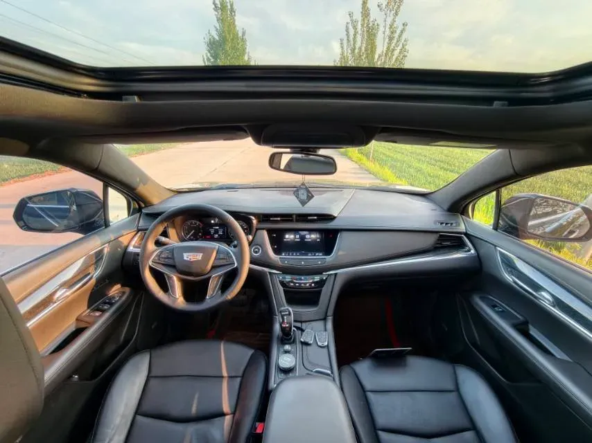 2021 Cadillac XT5 2.0T 237HP L4 9AT,autocango,china used car exporter,china ev exporter,chinese used car exporter,chinese used ev exporter
