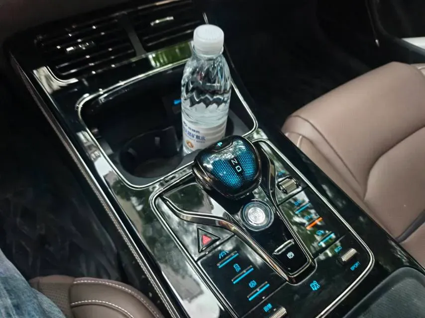 2021 BYD Han BEV 64.8KWH,autocango,china used car exporter,china ev exporter,chinese used car exporter,chinese used ev exporter