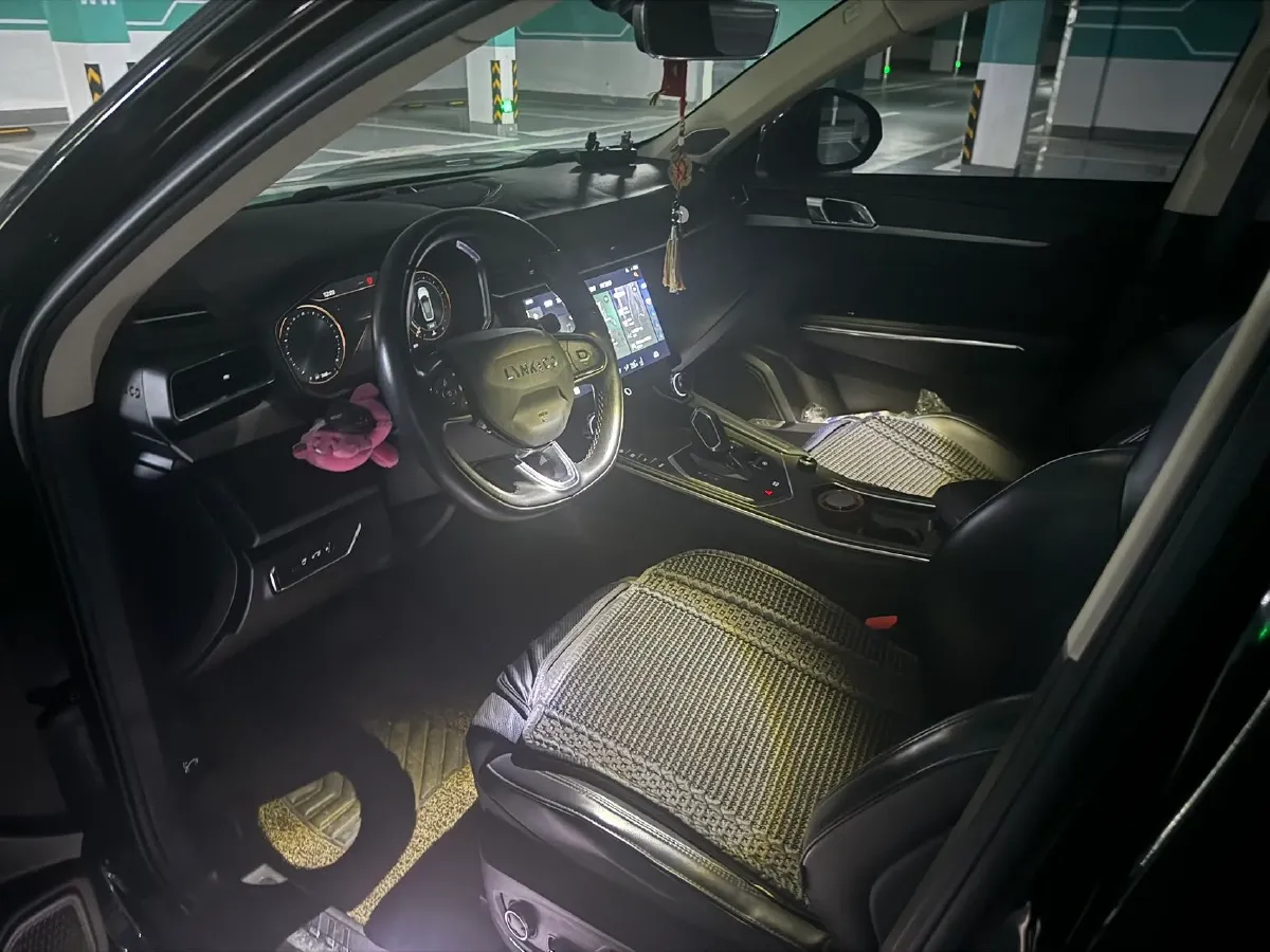 2021 LYNK&CO 01 2.0T 218HP L4 8AT,autocango,china used car exporter,china ev exporter,chinese used car exporter,chinese used ev exporter