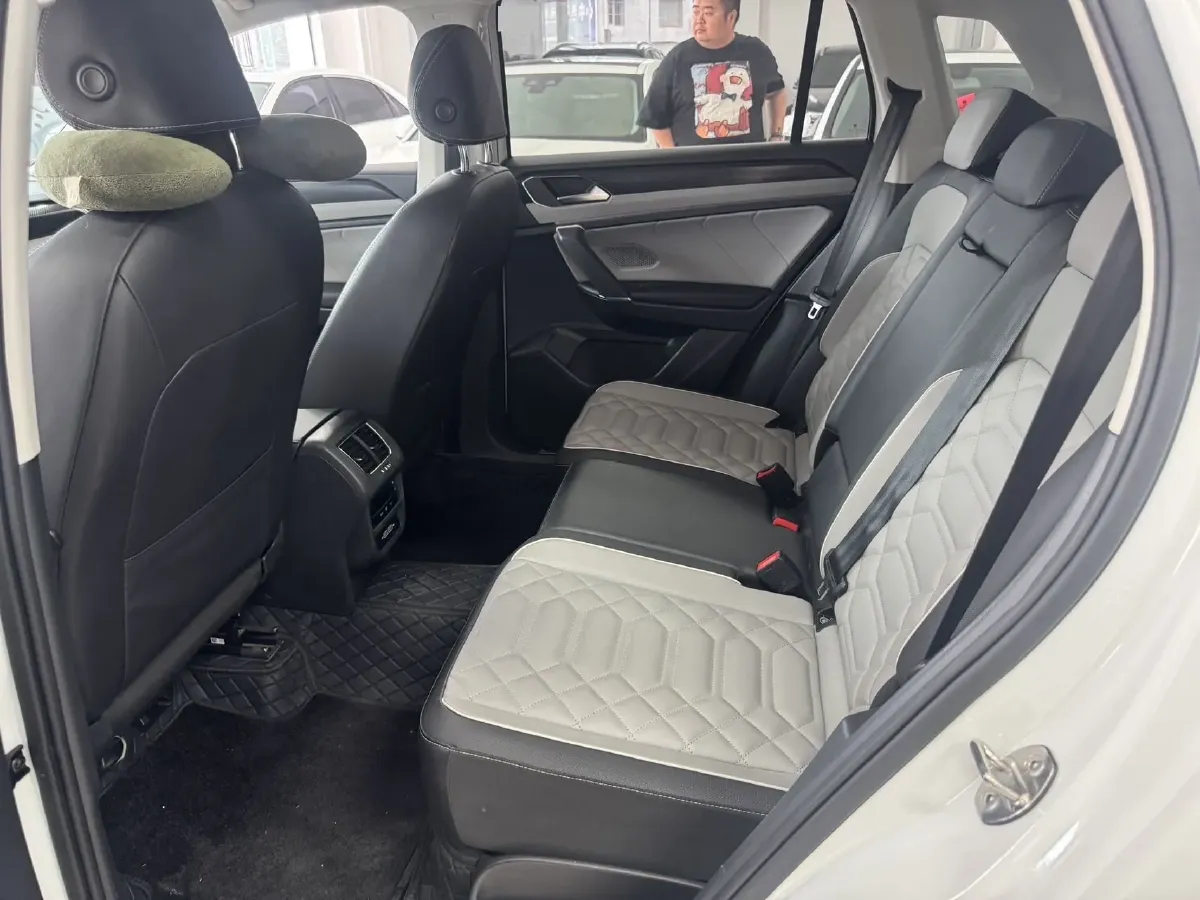 2023 Volkswagen Tayron 2.0T 186HP L4 7DCT,autocango,china used car exporter,china ev exporter,chinese used car exporter,chinese used ev exporter