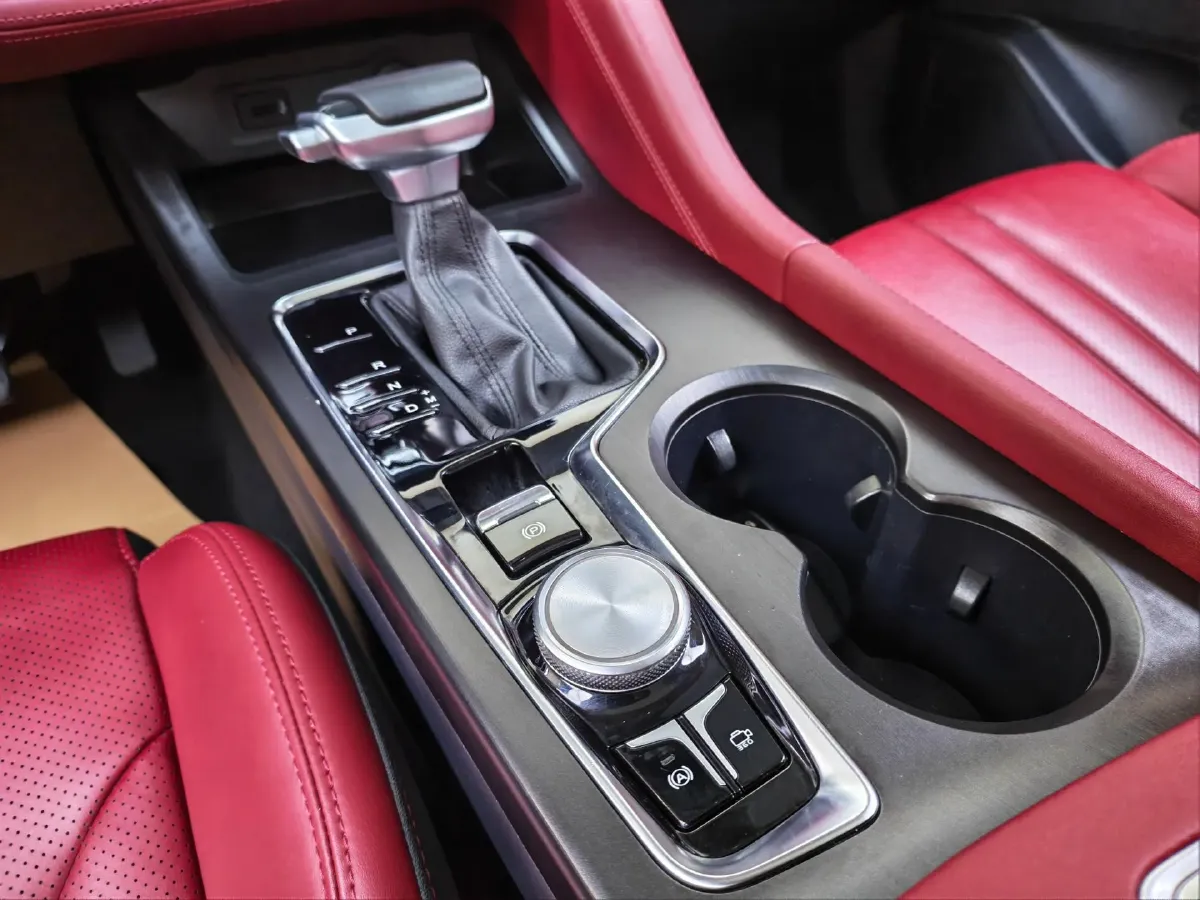 2020 ChangAn CS75 Plus 1.5T 178HP L4 6AT,autocango,china used car exporter,china ev exporter,chinese used car exporter,chinese used ev exporter