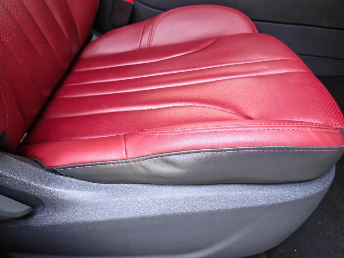 2020 ChangAn CS75 Plus 1.5T 178HP L4 6AT,autocango,china used car exporter,china ev exporter,chinese used car exporter,chinese used ev exporter